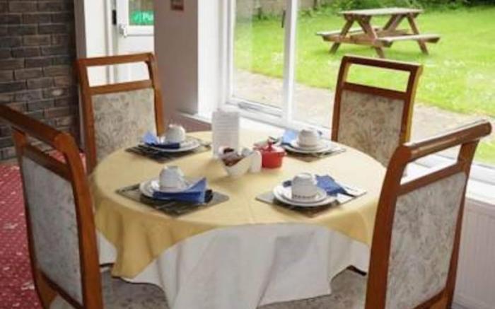Wimblehurst Hotel