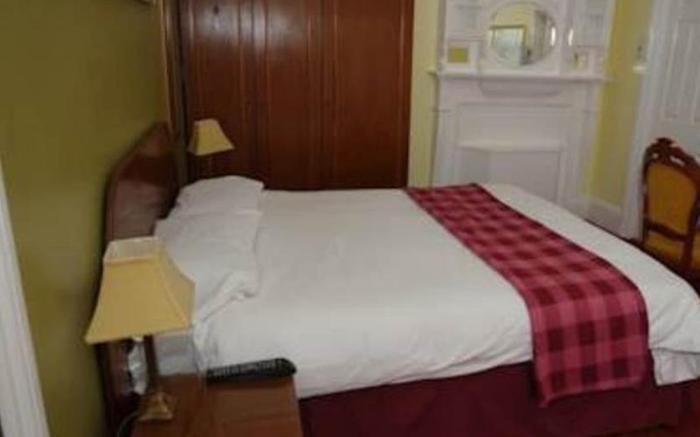 Wimblehurst Hotel