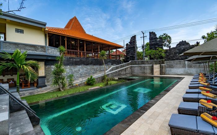 Tapa Bale Gede by Pramana