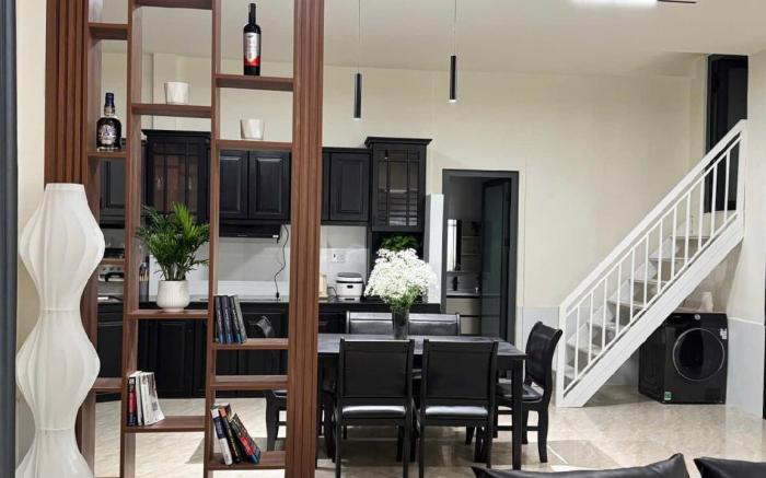 The house is new, clean, modern.