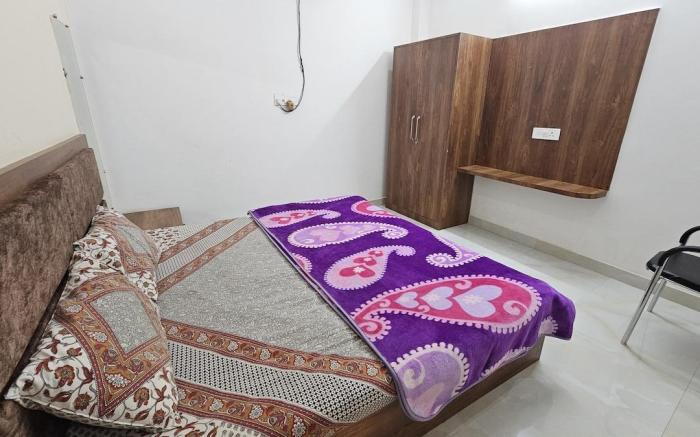 Hari Vishram 2 Bed 1 Bath Flat in Ayodhya