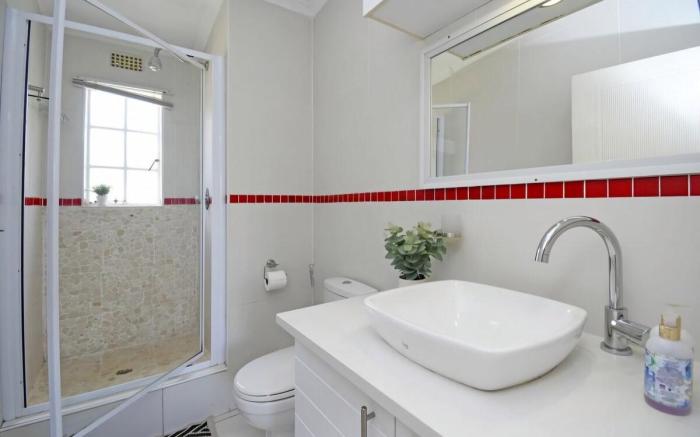 Cosy 2bed in heart of Sandton