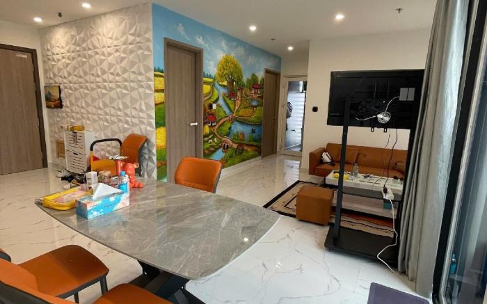 Apartment beverly solari 