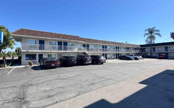 Motel 6 Ontario, CA - Airport