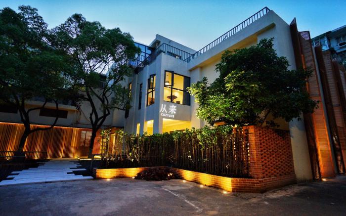 Cozylife Hotel Westlake