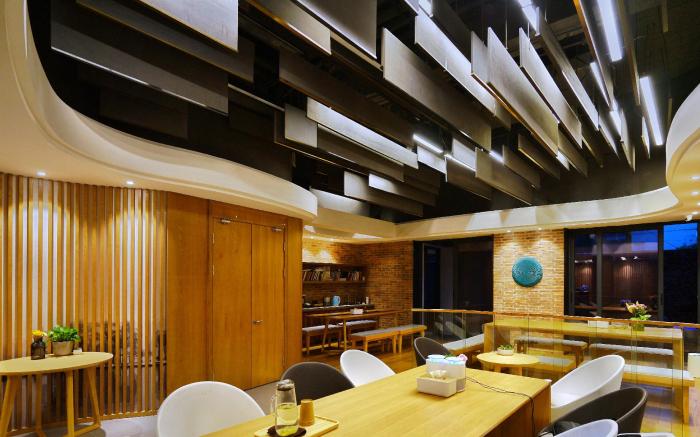 Cozylife Hotel Westlake
