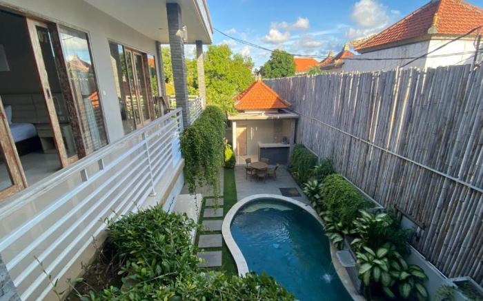 Rusty Seminyak
