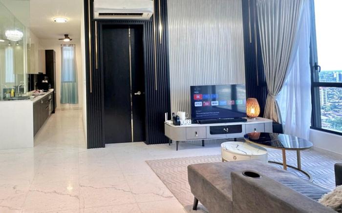 Sky 88 | Azure Suites Near KSL | 3B2B
