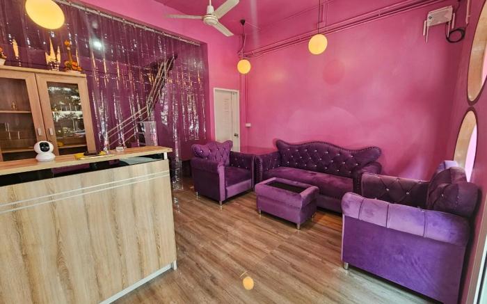 Hostel In The City