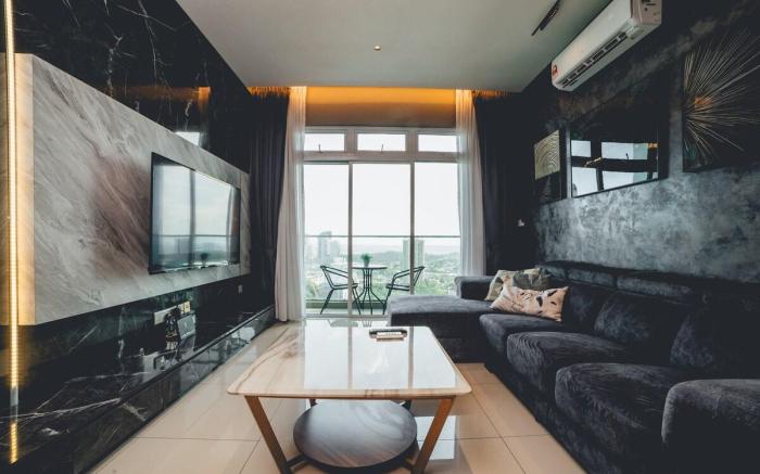 Twin Galaxy Jet Black 3BR6pax Balcony nr KSL