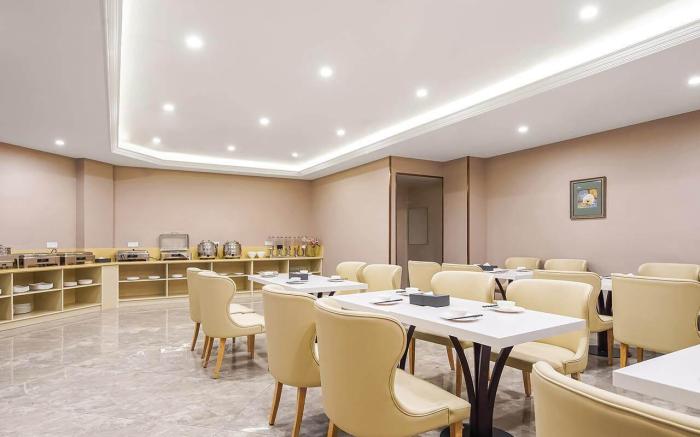 Vienna Hotel Shanghai Baoshan Huahe Road Middle Ring