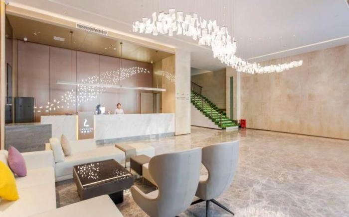 Lavande Hotel Shenzhen Bao'an Xixiang Baotian First Road Metro Station