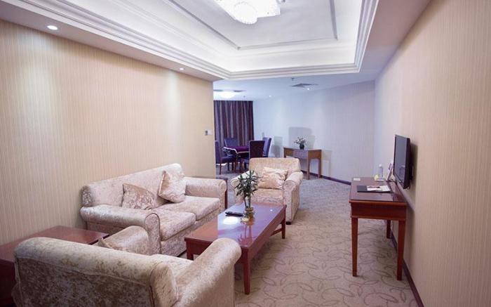 Vienna International Hotel Shenzhen International Convention and Exhibition Center Songgang Hongxing