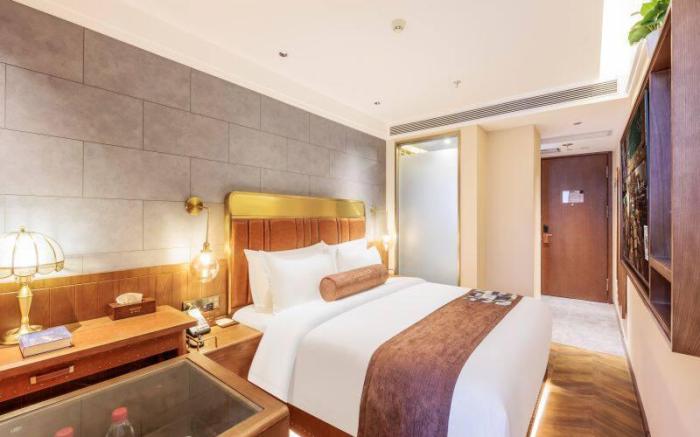 James Joyce Coffetel Beijing West Railway Station Lize Business District