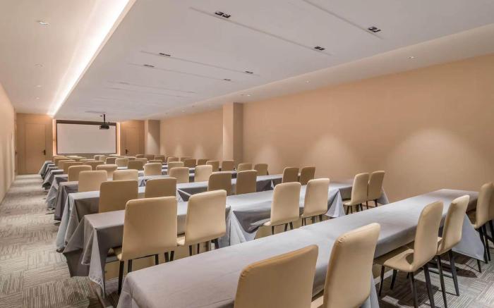 Lavande Hotel Beijing Yungang Aerospace Talent Home