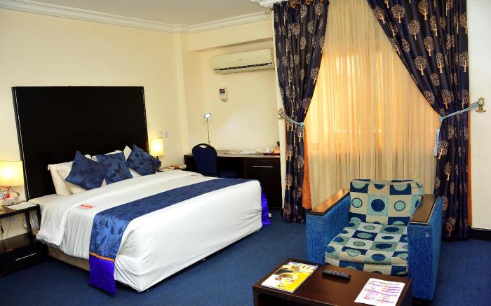 Reiz Continental Hotel