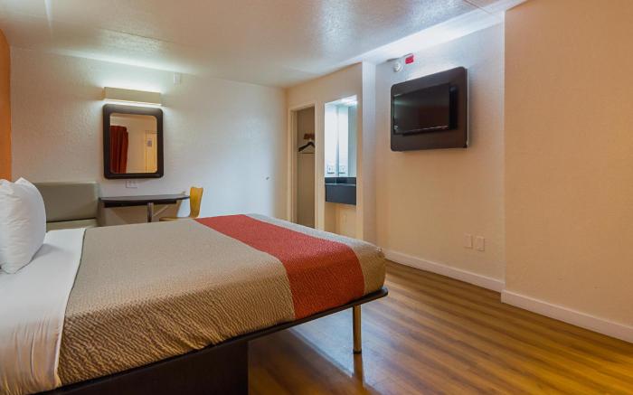 Motel 6 Garland, TX - Northeast Dallas