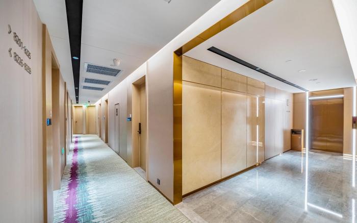 Lavande Hotel Beijing Heshenghui Jiulongshan Metro Station