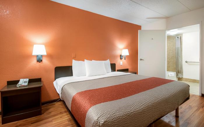Motel 6 Grove City, OH
