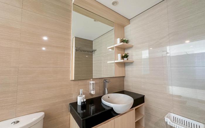 Comfortable Elegant 2BR at Linden Apt By Travelio