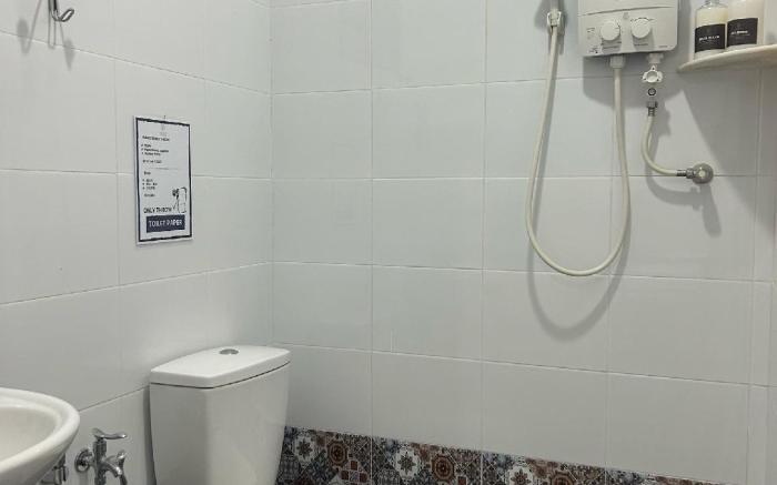 Warm Stay No.10 (Super Room with Bathroom 2-4 pax)