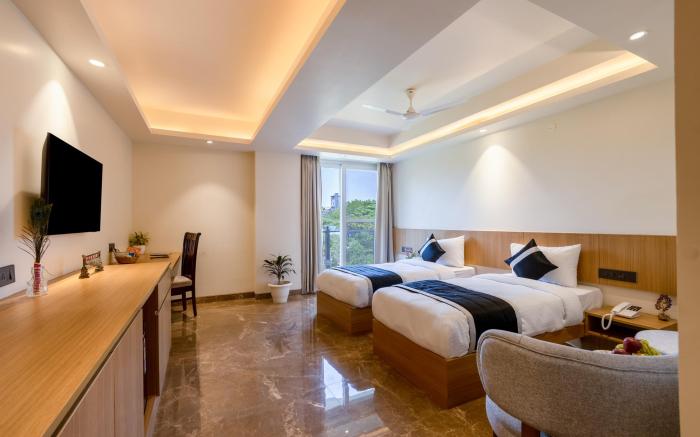 Hotel urban oasis Near Millennium Metro station 