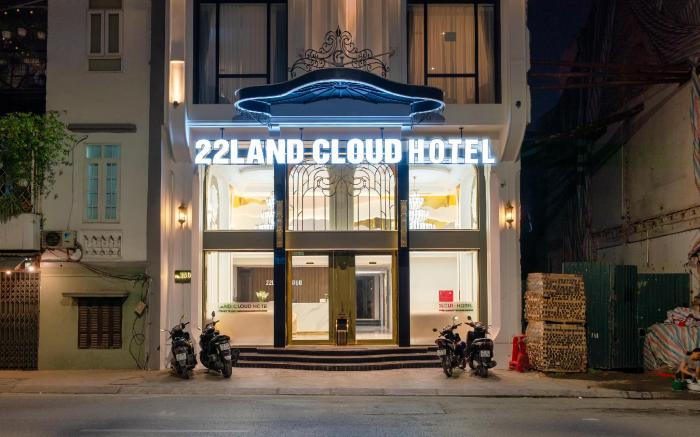 Cloud Hotel by 22Land