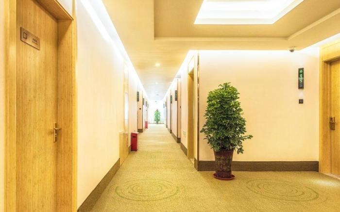 GreenTree Inn Tangshan Lubei District Aegean Sea