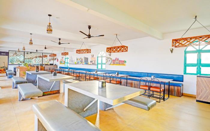HOTEL O RAJ COMFORT