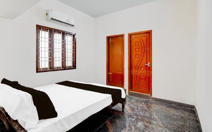 Hotel O Eswar Residency Avadi