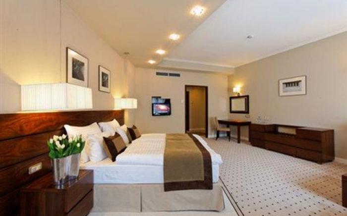 Capital Plaza Hotel