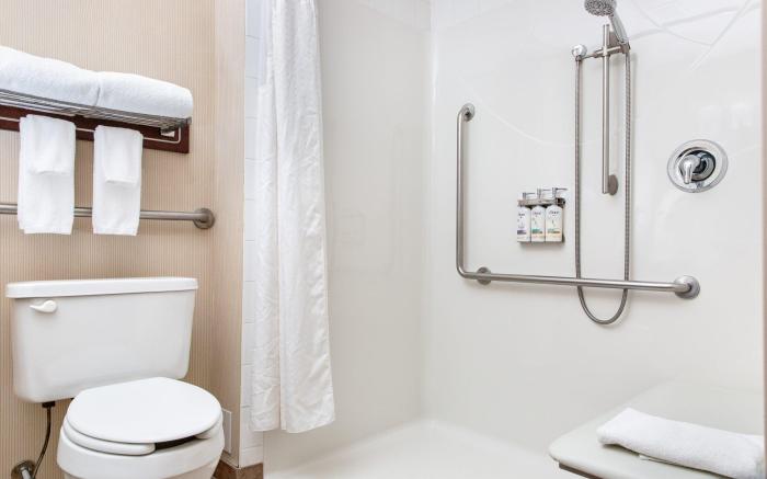 Holiday Inn Express Edmonton North By IHG