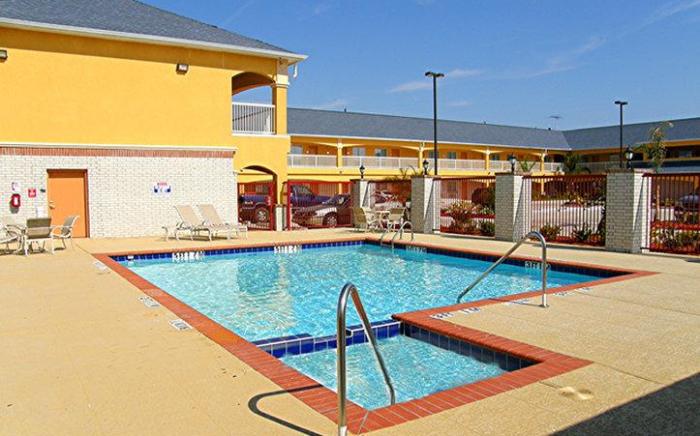 Scottish Inns and Suites Timbercreek