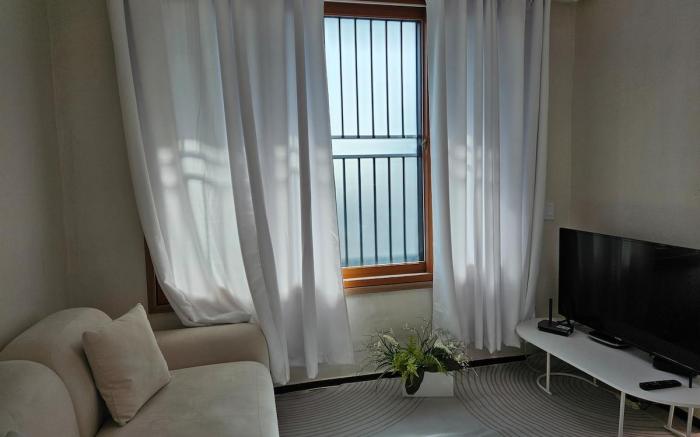 Tov,quiet residential area, large garden, 3 rooms