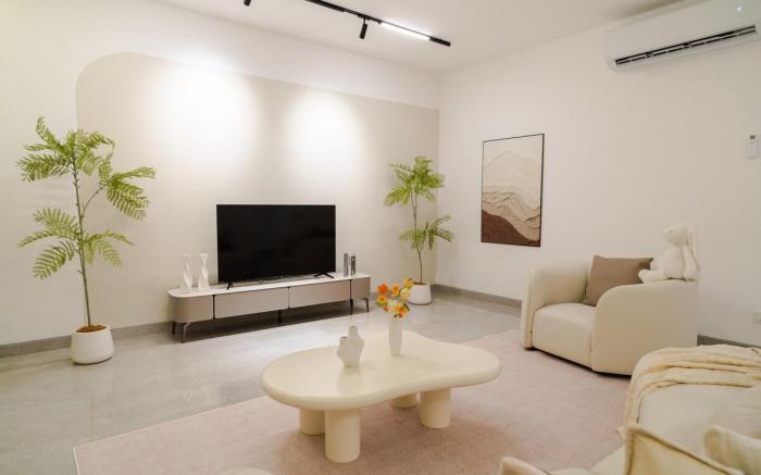 Georgetown Bright & Kid-Friendly 3BR 15pax Home's