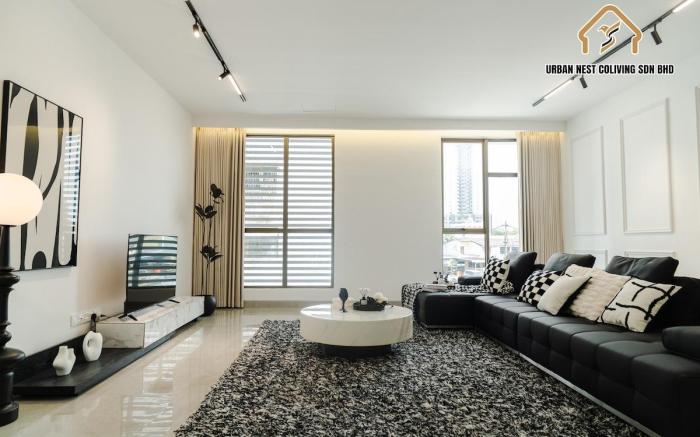Georgetown  Elegant Chanel-style 3stry 4BR 18Pax