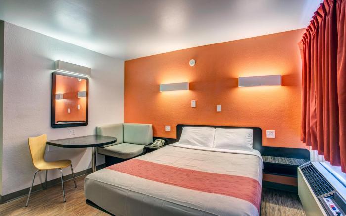 Motel 6 Murfreesboro, TN