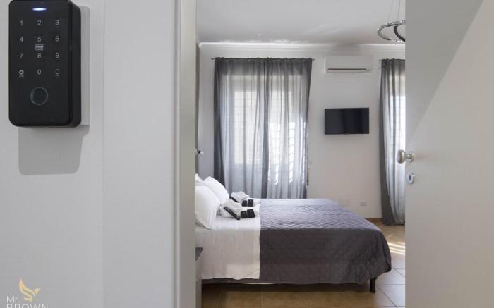 Marconi Deluxe Room