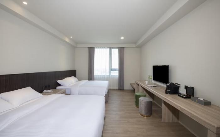 Floramos Hotel 