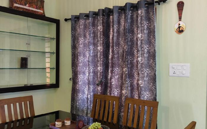 Bethy, kochi, kerala (1 bedroom,1 bath ,2 adults )
