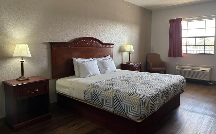 Motel 6 Atoka, OK