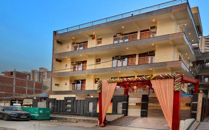 Hotel The Classic Inn Noida sector 70