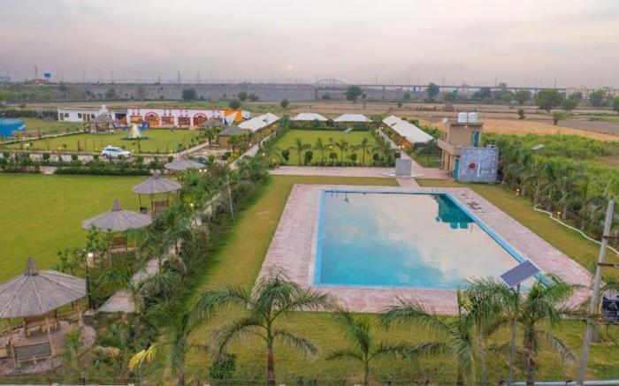 MST Farm & Resort