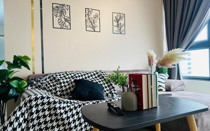 MVD41#Family Suite 8 pax 3 Rooms Velocity Cheras