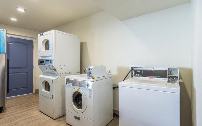 Motel 6 Oceanside, CA – Marina