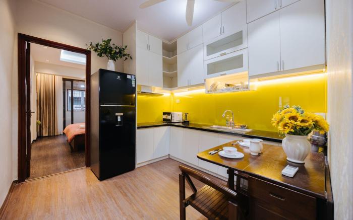 apt2br,80m2,kitchen,dining area,washer,balcony|5VD