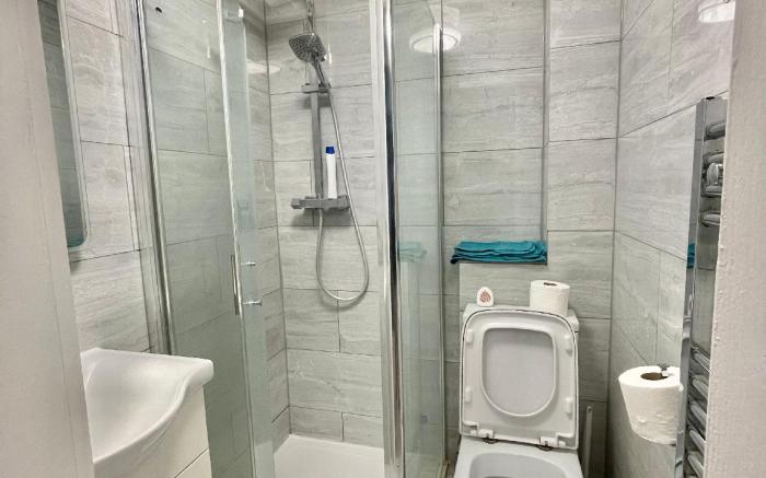 Cozy Double Room in Colindale