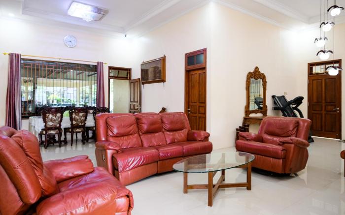 RedDoorz Near Monjali Yogyakarta