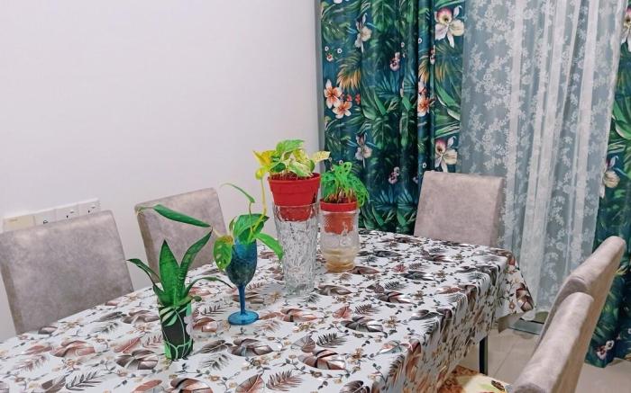 Villa King Room:0Deposit+Laundry +Parking+Kitchen