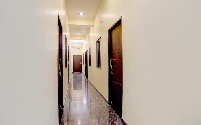 Hotel O Yatharth Inn Paying Guest House